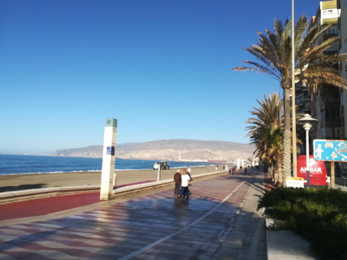 La Conchita Apartment Almeria Exterior photo